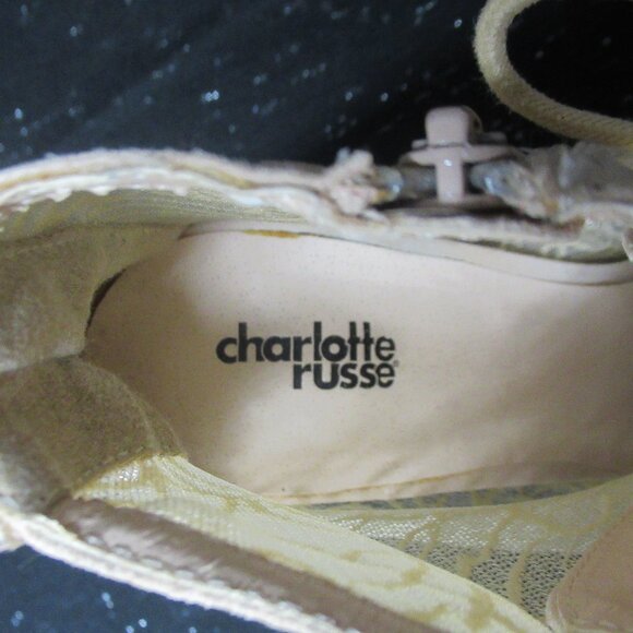 Charlotte Russe Lace Booties - Picture 9 of 10